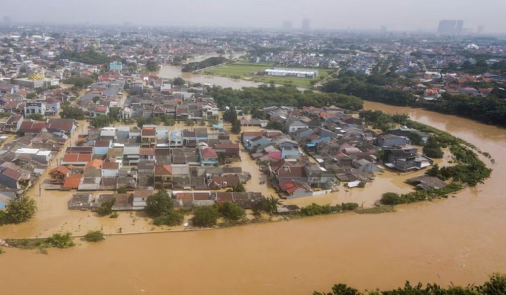 Penanganan banjir di Bekasi membutuhkan kolaborasi yang berkelanjutan