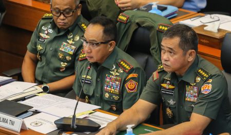 Pengamat masalah sejak awal, revisi undang -undang TNI harus dihentikan