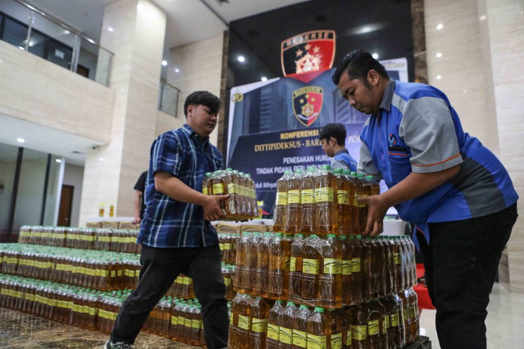 Pengurangan YLKI dari ketidaksepakatan minyak melanggar hak konsumen