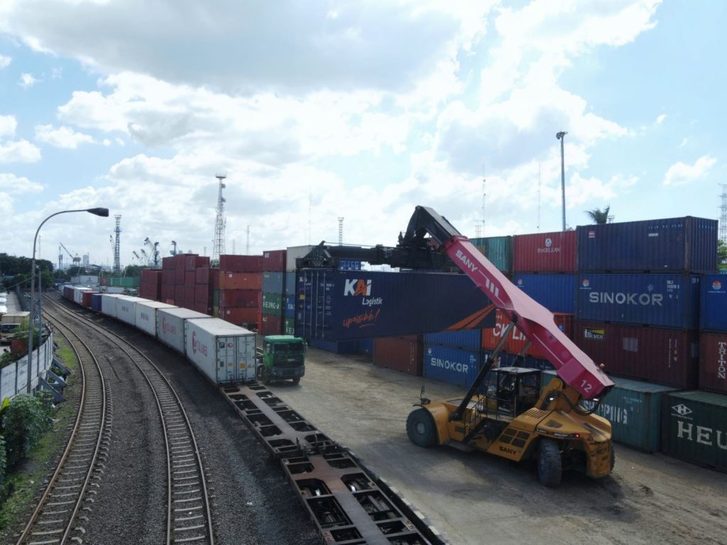 Peningkatan industri FMCG mempengaruhi peningkatan transportasi kereta wadah