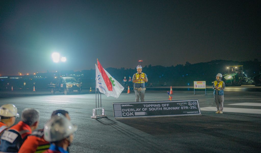 Persiapkan Infrastruktur Idul Fitri 2025, PTPP menyelesaikan 83.98 pekerjaan Overlay Runway Selatan Soekarno-Hatta International Bandara