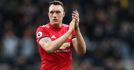 Phil Jones kesal Dicuked Man United