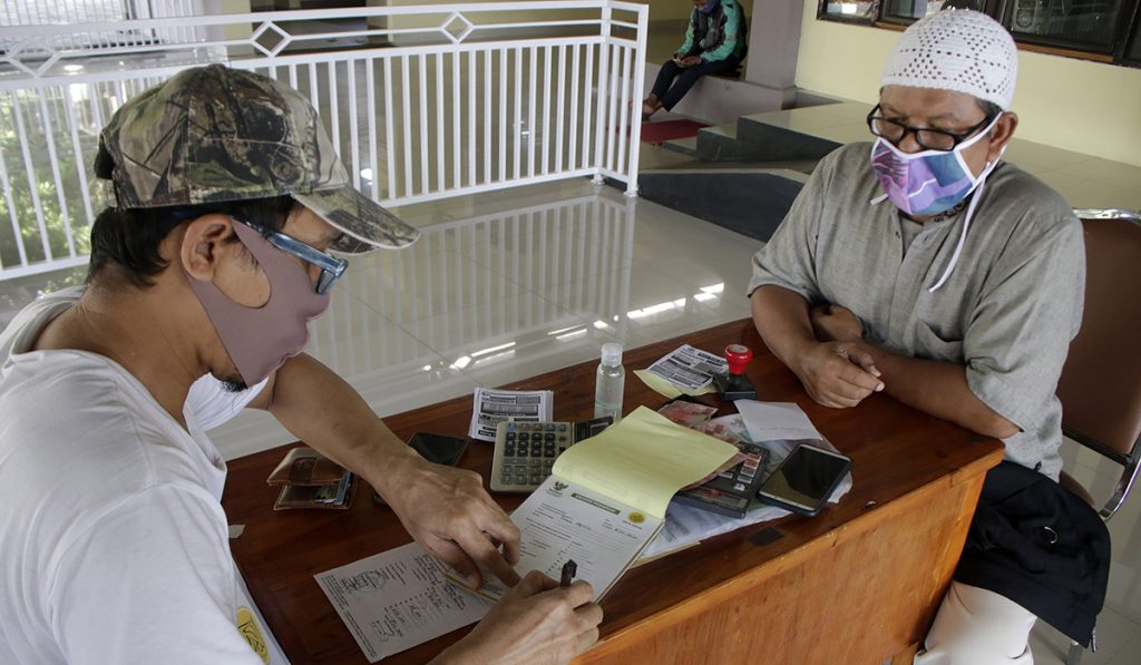 Potensi zakat fitrah indonesia mencapai IDR 8 triliun