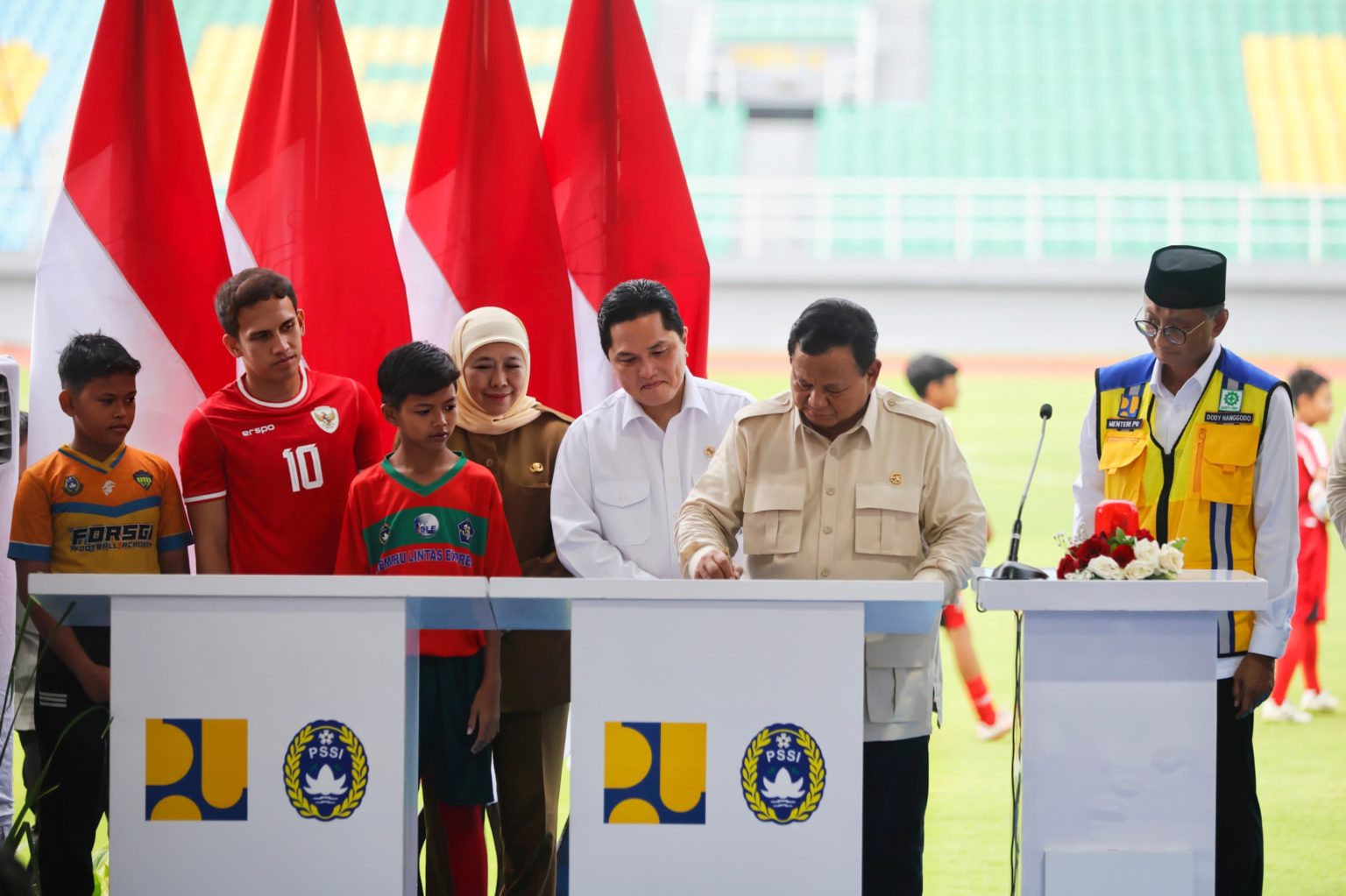 Prabowo meresmikan 17 stadion stadion FIFA