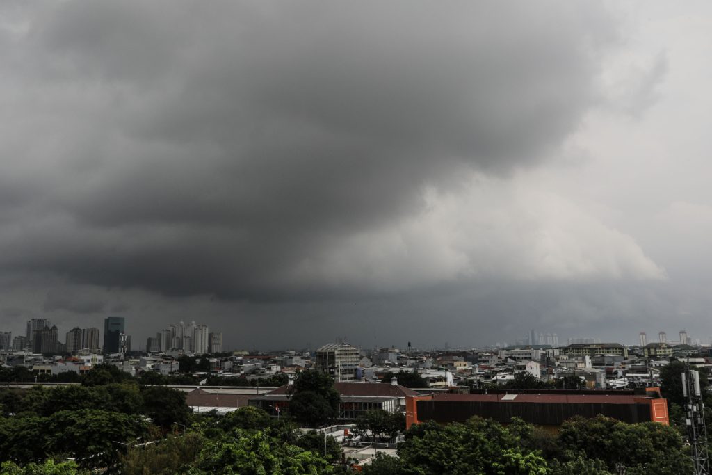 Prakiraan cuaca hari ini Kamis, 6 Maret 2025 Cuaca Esktrem Peringatan