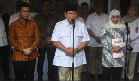 Pujian Prabowo untuk Khofifah, dikatakan cocok untuk menjadi perdana menteri untuk provinsi yang ramah investasi