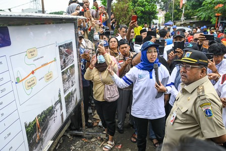 Rano Karno Ulasan Banjir di Cilandak, Jakarta Selatan, Pemerintah Provinsi Berfokus pada Ciliwung