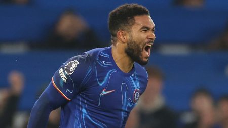 Reece James: Bisakah Kapten Chelsea menemukan kembali percikannya di lini tengah setelah komentar Enzo Marsa tentang posisi terbaiknya? | Berita sepak bola