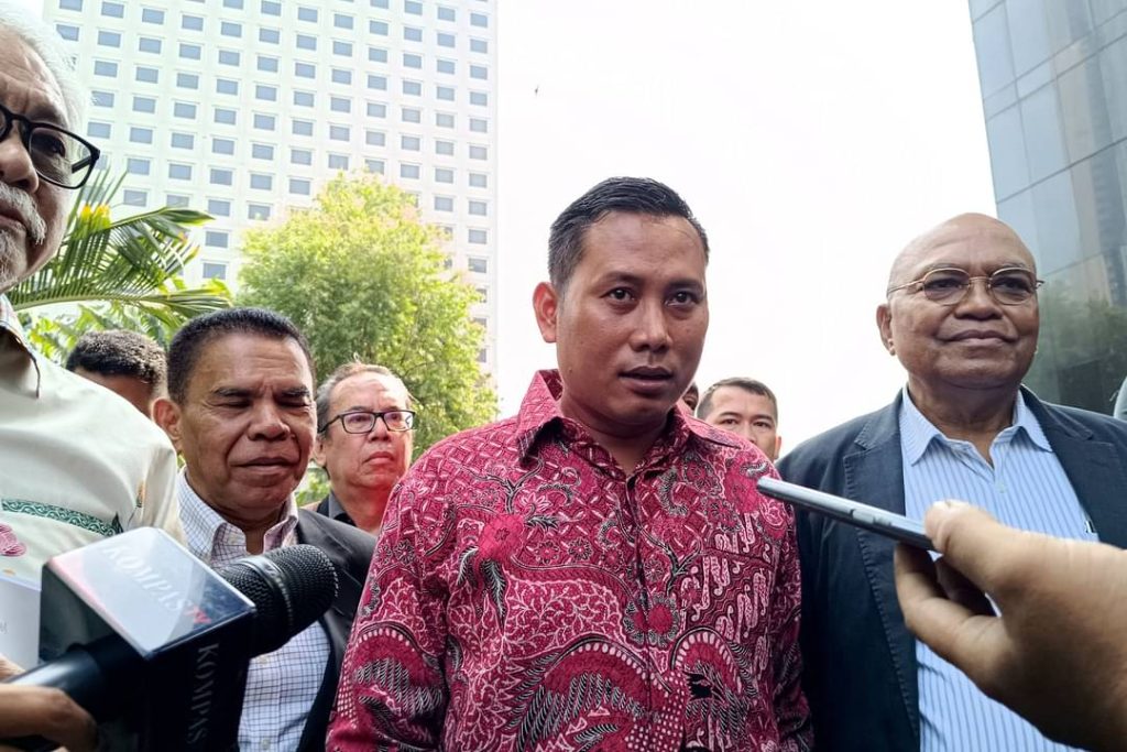 Staf Hasto mengajukan praperadilan ke Pengadilan Distrik Jakarta Selatan, KPK menggugat tentang penyitaan dan pencarian