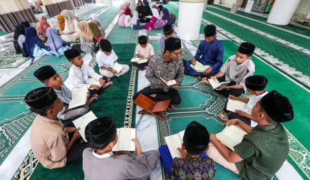 Surat dalam Juz 19 al-Quran