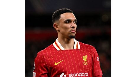 Trent Alexander-Arnold dan Ibrahima Konate terancam dengan liverpool yang absen di final Piala Liga