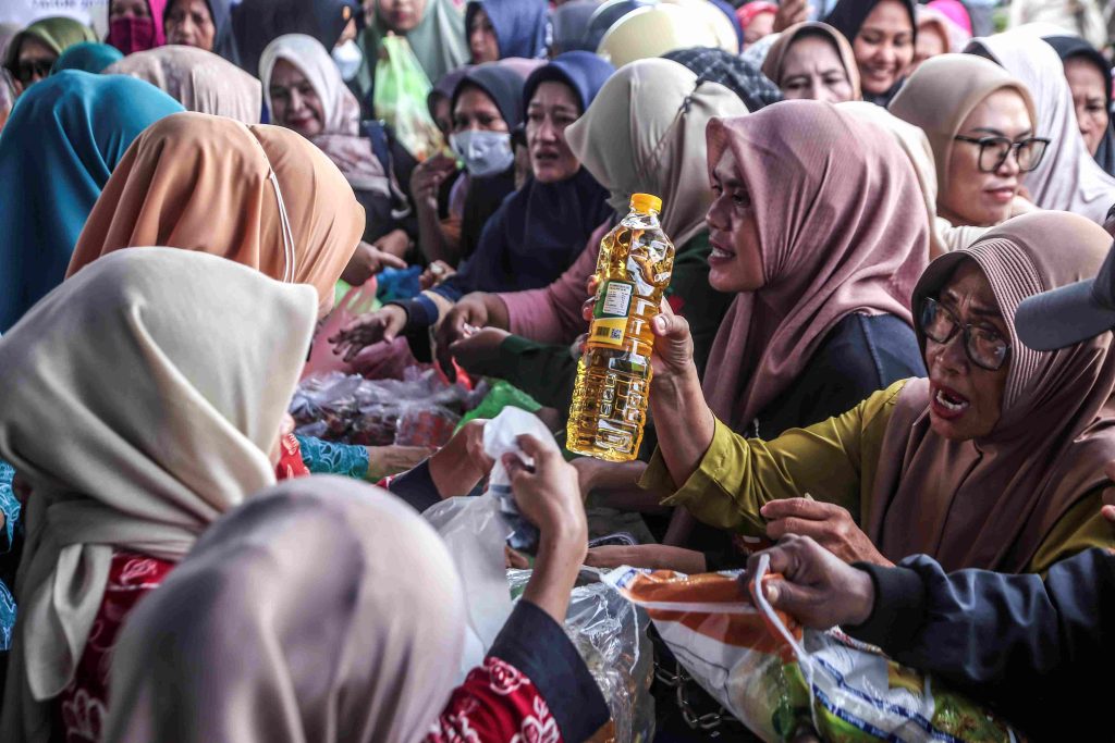 Tujuan Pemerintah untuk Pedagang Makanan yang mempertaruhkan harga di atas HET