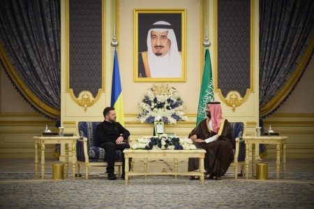 Ukraina dan AS bertemu di Arab Saudi untuk menemukan solusi