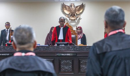 Undang -Undang Korupsi Terkait dengan Putusan Kompensasi yang dituntut kepada Mahkamah Konstitusi, seorang ahli hukum kontra -produktif