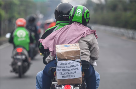 Wisatawan dengan sepeda motor diharapkan memanfaatkan program MOTIS